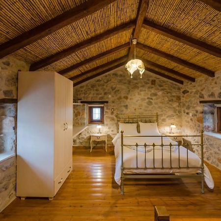 Ev Zin Folia Apartman Leonídio Kültér fotó